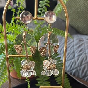 Source Unknown Gold and Clear Leaf Dangle Earrings